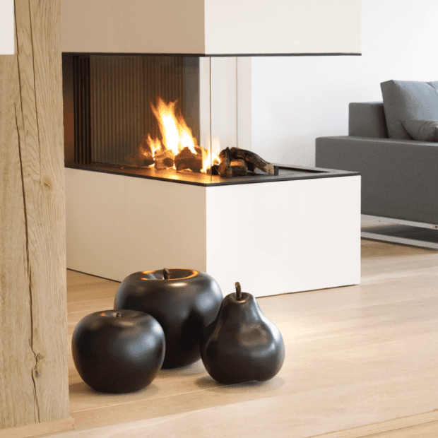 Apple Sculpture by Selma Calheira - 1